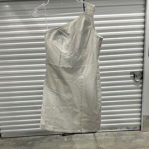 NWT Gianni Bini Elegant One-Shoulder White Dress size 11